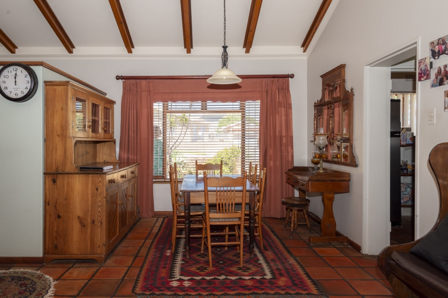 4 Bedroom Property for Sale in Middedorp Western Cape